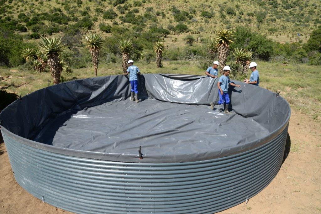 8. pull the liner from within, over the edge of the eco dam 3